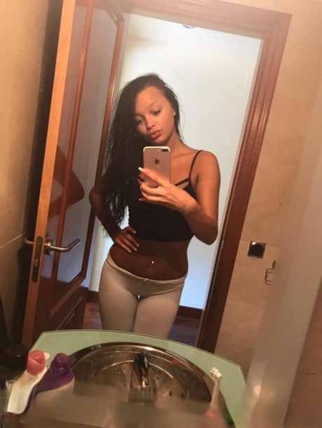 Barbaros Elit Escort Cansu - Rezidans ve Otel Eşliği